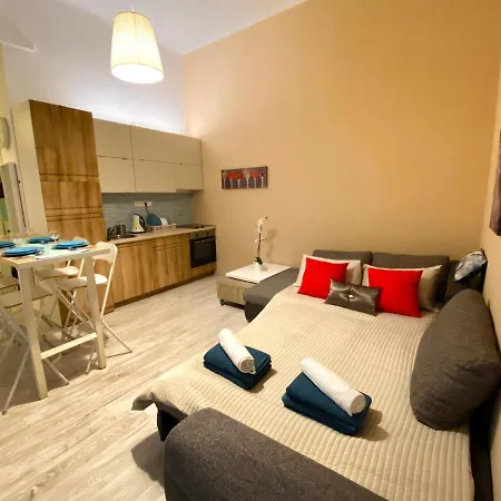 Center Cozy Akacfa Apartment *