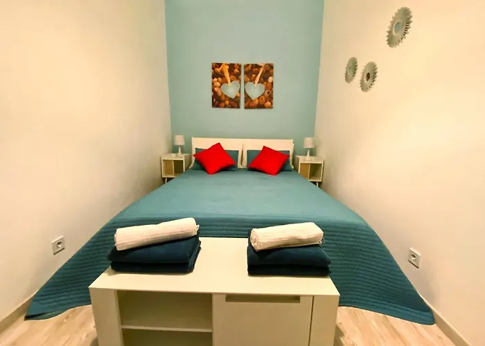 Center Cozy Akacfa بودابست